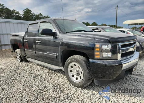 2007 Chevrolet Silverado C1500 Crew Cab z USA, uszkodzony, nr VIN 2GCEC13C871712702